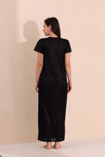 Load image into Gallery viewer, Arela Women Satin Baby Doll with Robe Black