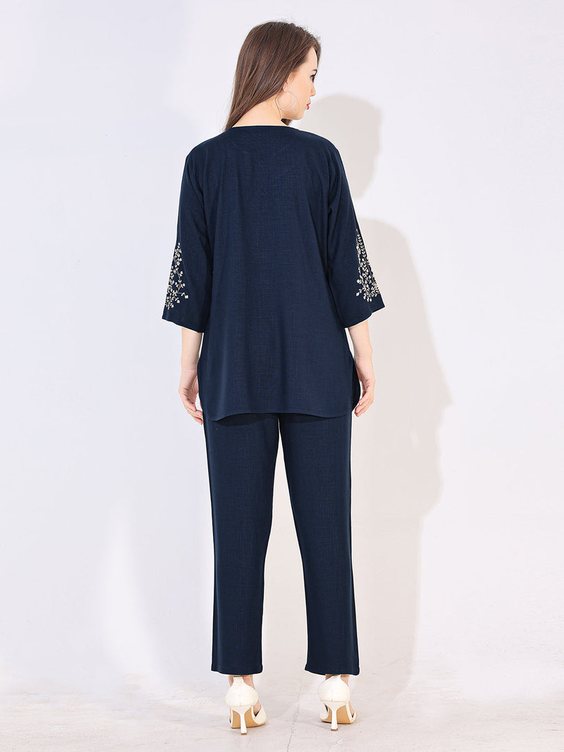 Women Solid Embroidered Stylish Co-ord Set