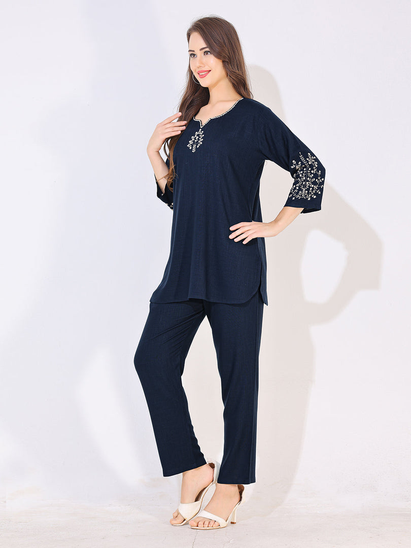 Women Solid Embroidered Stylish Co-ord Set