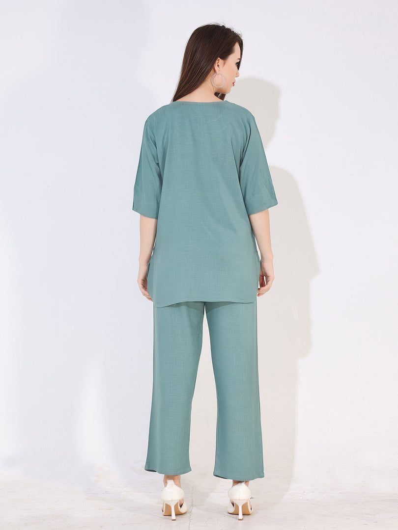 Women Green Solid Embroidered Stylish Co-ord Set