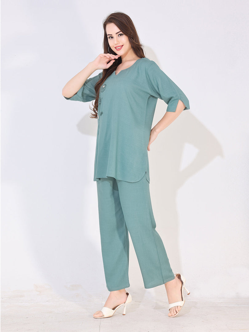 Women Green Solid Embroidered Stylish Co-ord Set