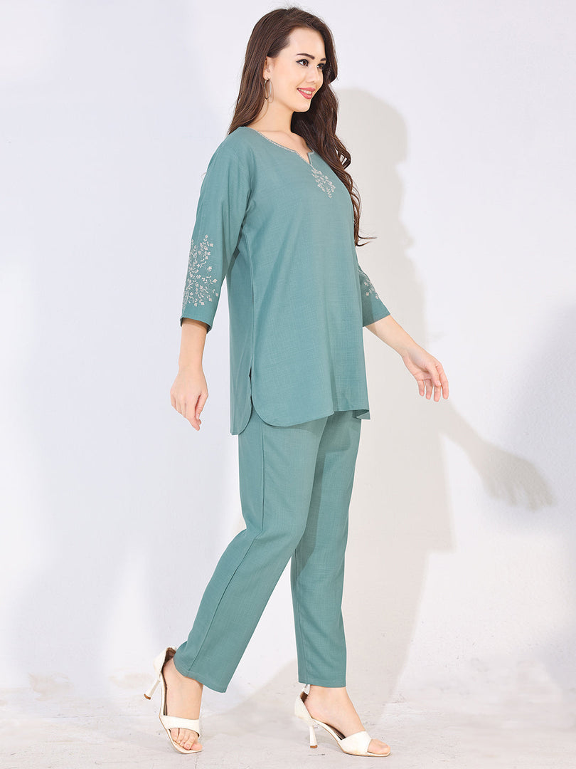Women Blue Solid Embroidered Stylish Co-ord Set