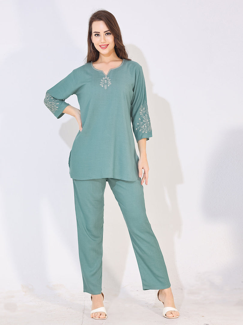 Women Blue Solid Embroidered Stylish Co-ord Set