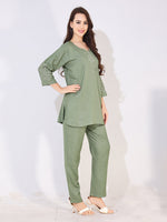 Load image into Gallery viewer, Women Green Solid Embroidered Stylish Co-ord Set
