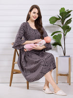 Load image into Gallery viewer, Arela Printed Maternity Nightdress
