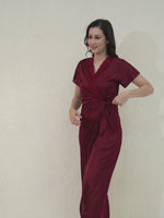 Load and play video in Gallery viewer, Arela Women Satin Baby Doll with Robe Maroon